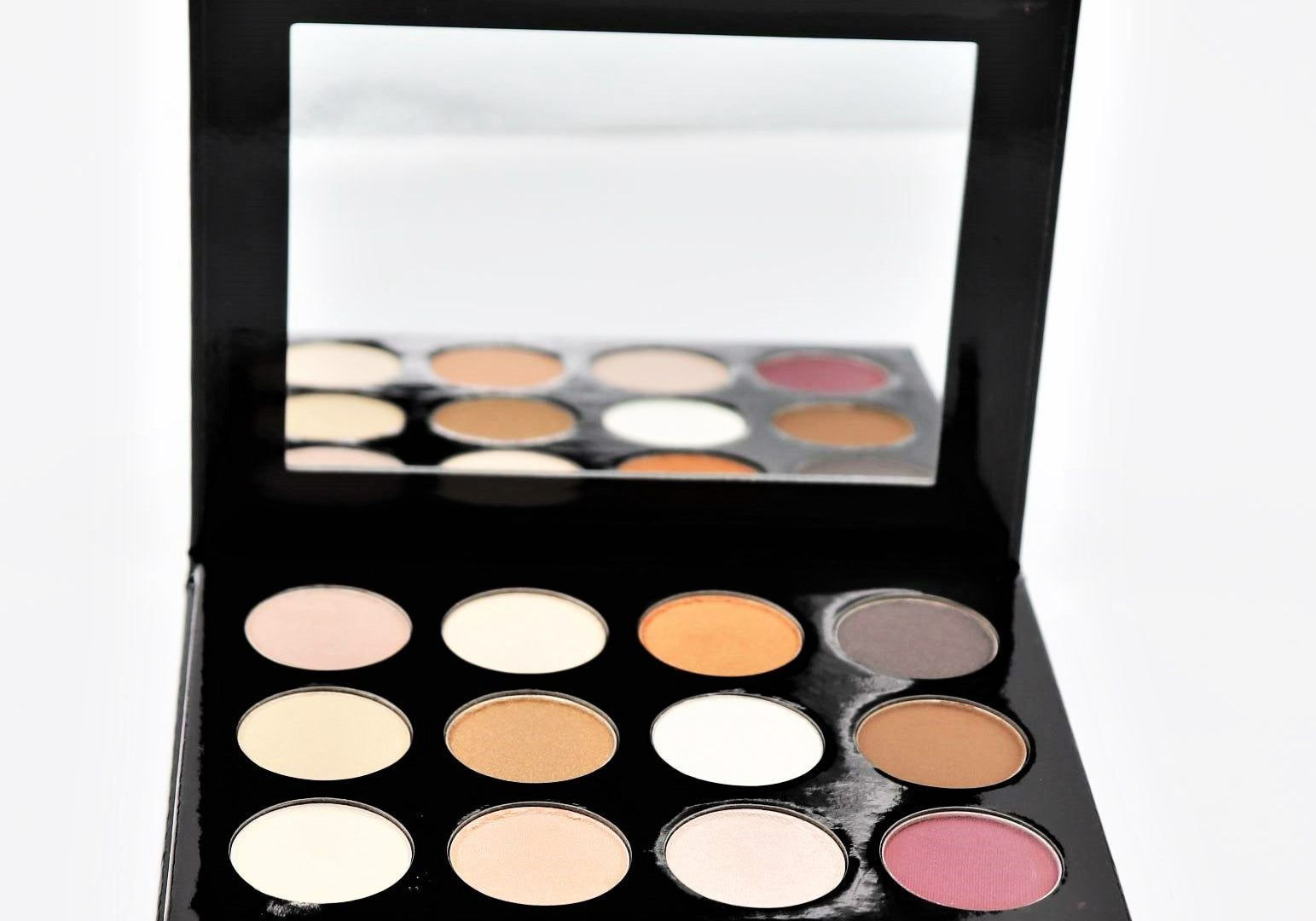 PALETTE DE FARDS À PAUPIÈRES SWEET BAE 12