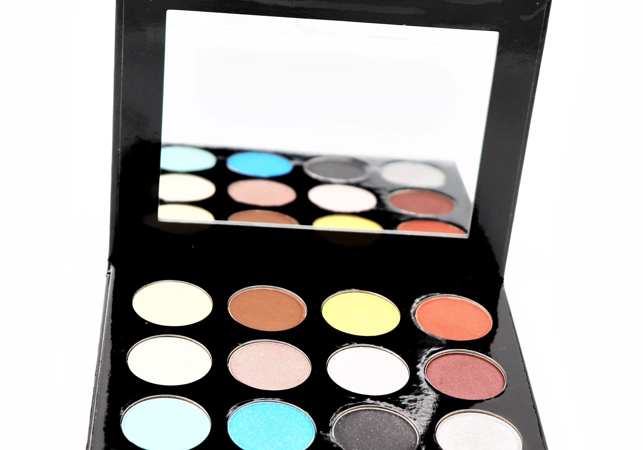 PALETTE DE FARDS À PAUPIÈRES SWEET BAE 12